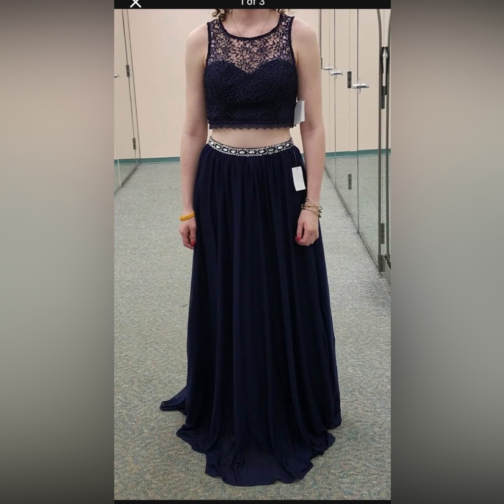 Elegant Navy Lace Prom Dress